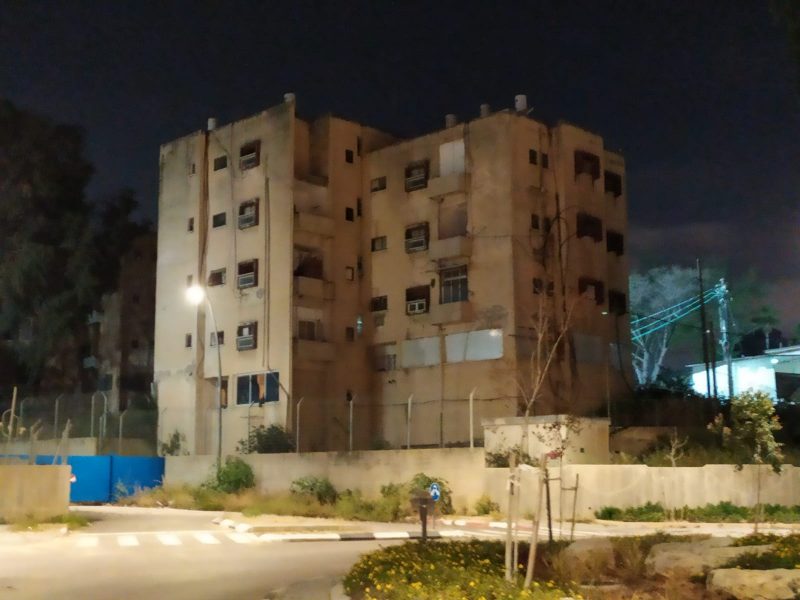 ראשוני: כוונה להקים ישיבה חרדית לחולי קורונה בלב שכונה ...